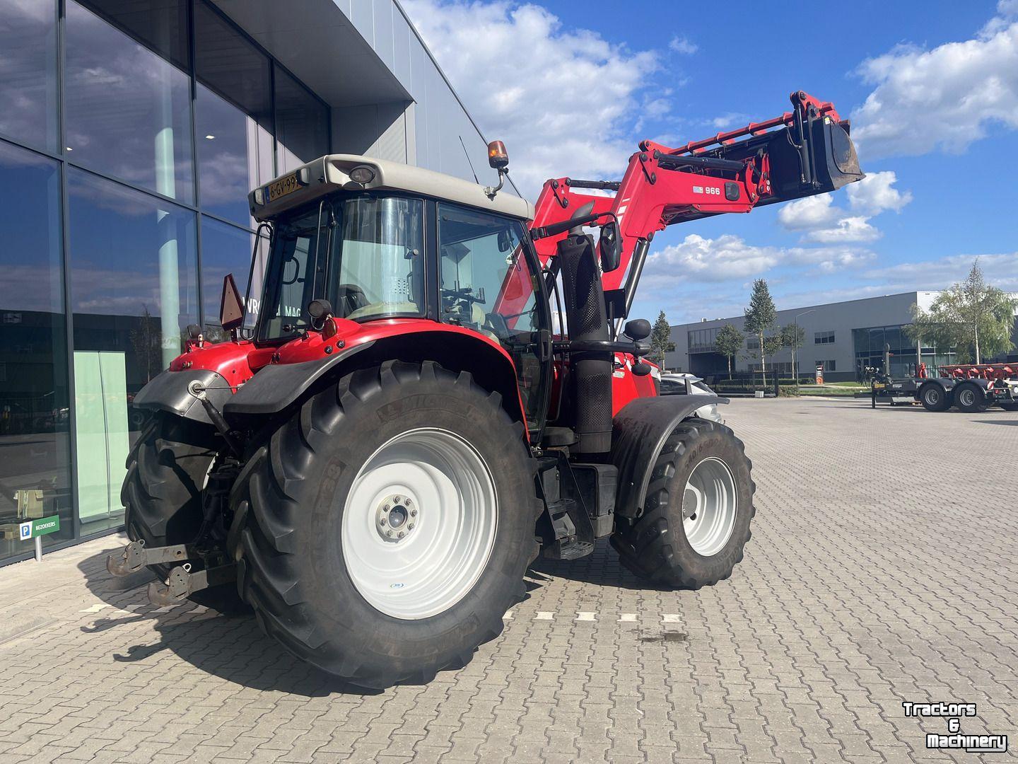 Tractor Massey Ferguson 6713S Dyna-VT
