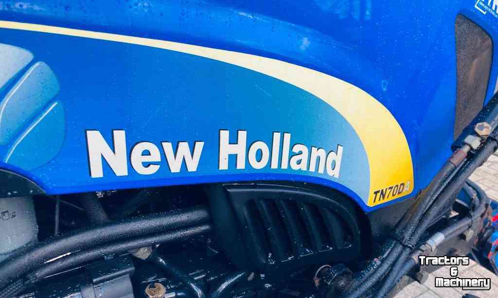 Tractors New Holland TN70DA