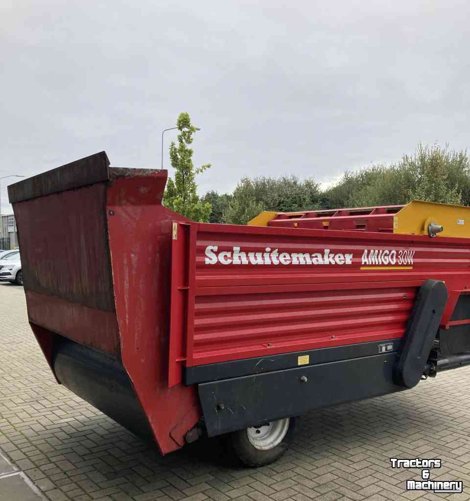 Silage-block distribution wagon Schuitemaker Amigo 30W Blokkendoseerwagen