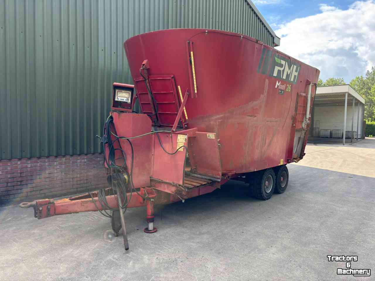 Vertical feed mixer RMH Mixell 26
