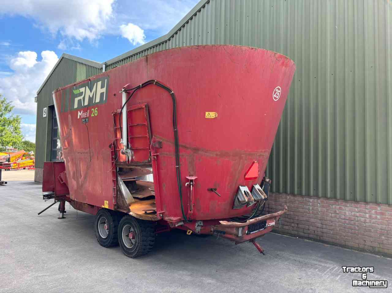 Vertical feed mixer RMH Mixell 26