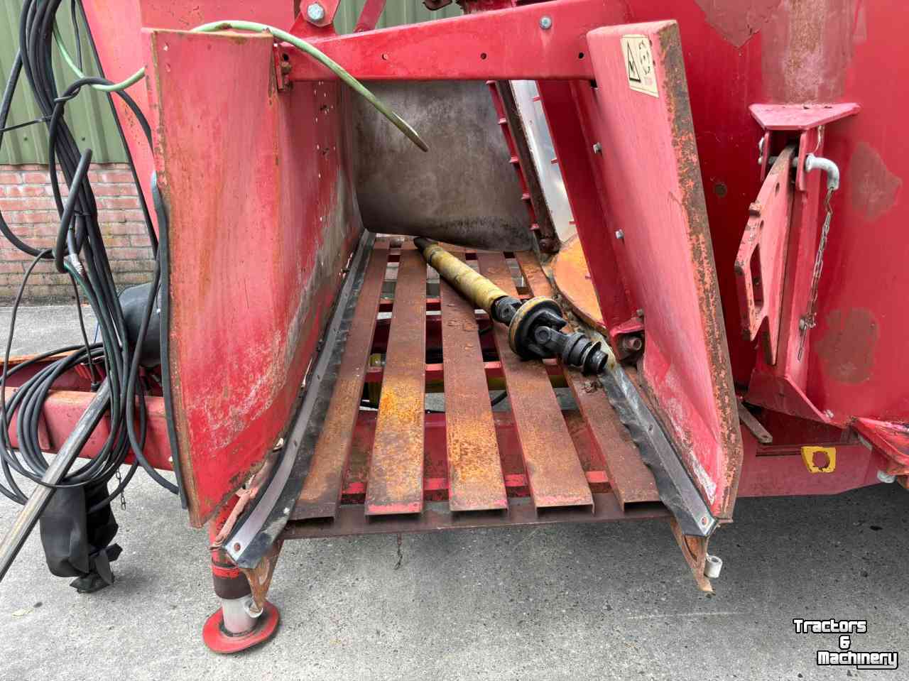 Vertical feed mixer RMH Mixell 26