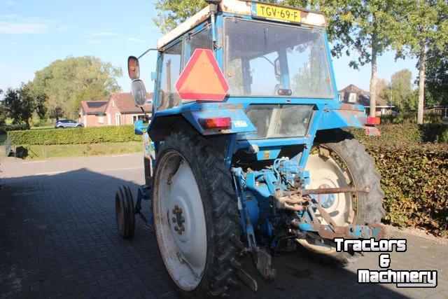 Tractor Ford 4610