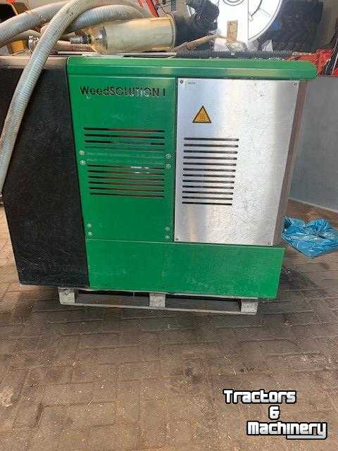 Other lawn and garden equipment and accessories  Maclean 400L heetwateronkruidbestrijding