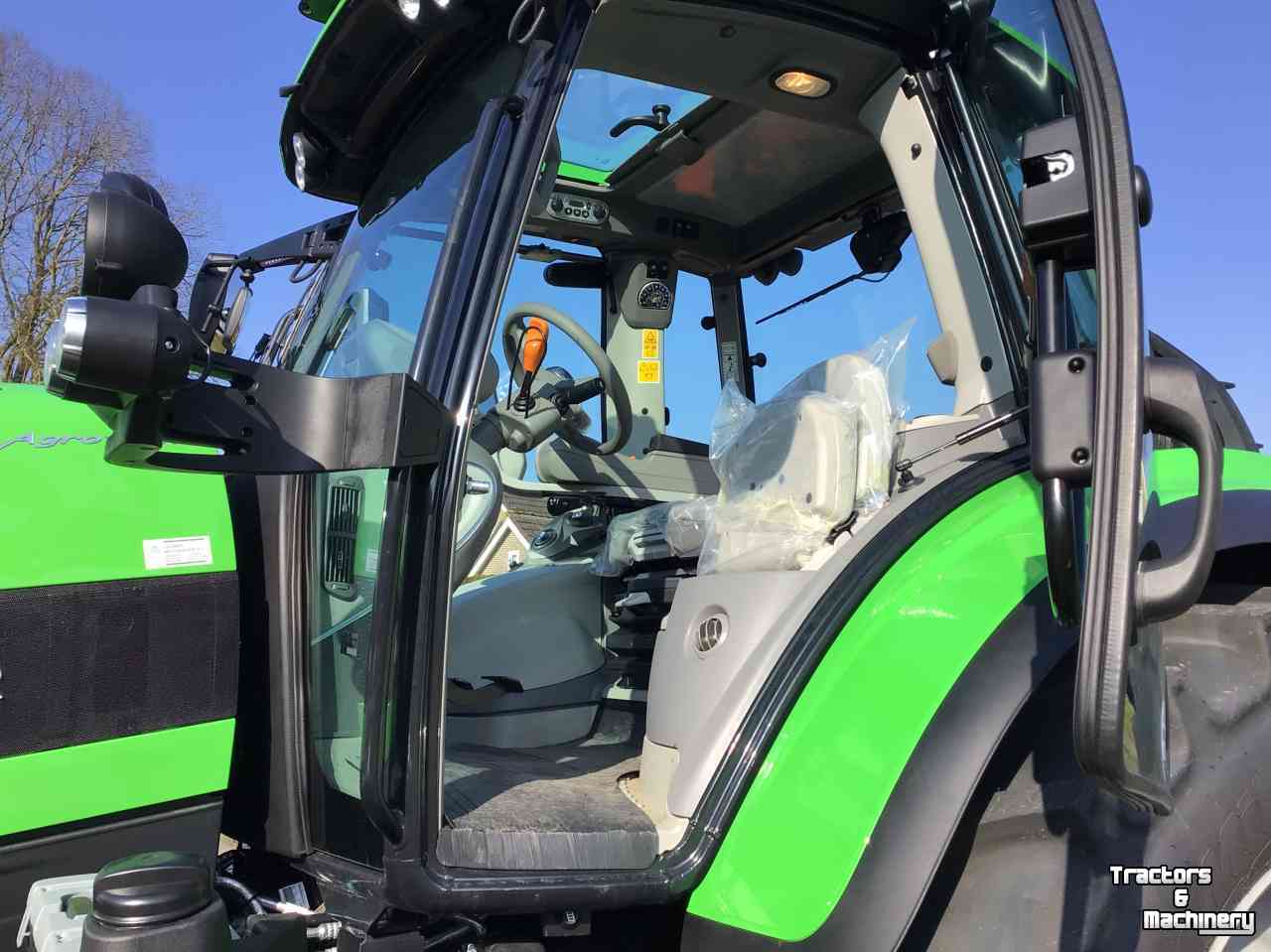 Tractors Deutz-Fahr Agrotron 6185 TTV (Gps ready)