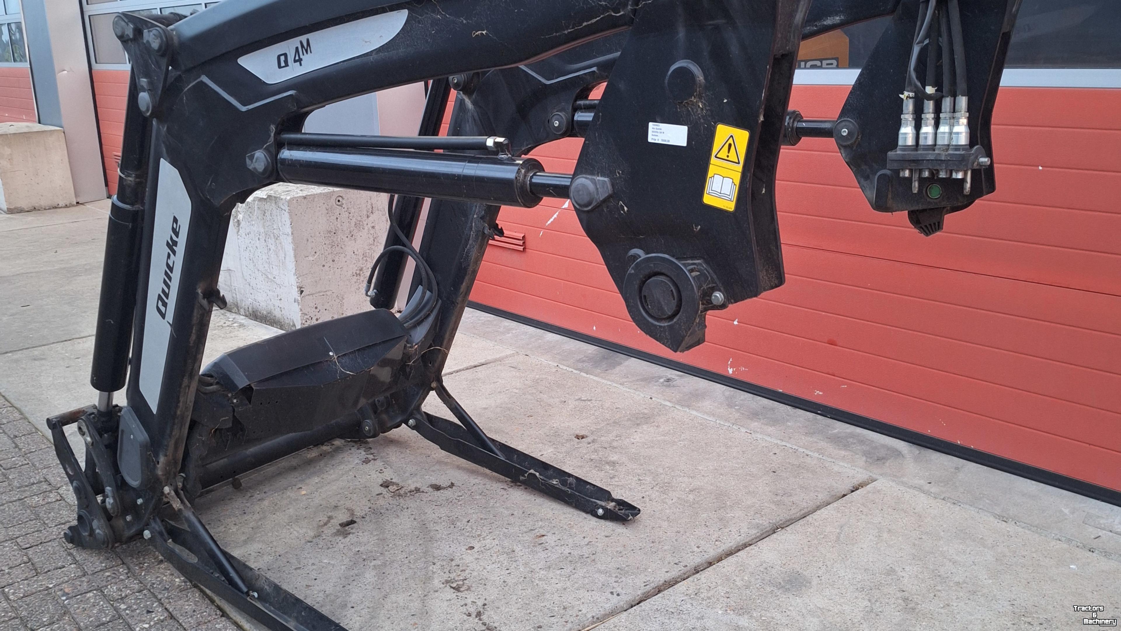Front-end loader Alö Alo Quicke Q4M VOORLADER