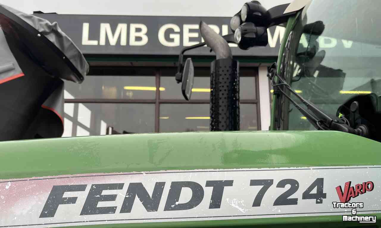 Tractors Fendt 724 SCR Profi