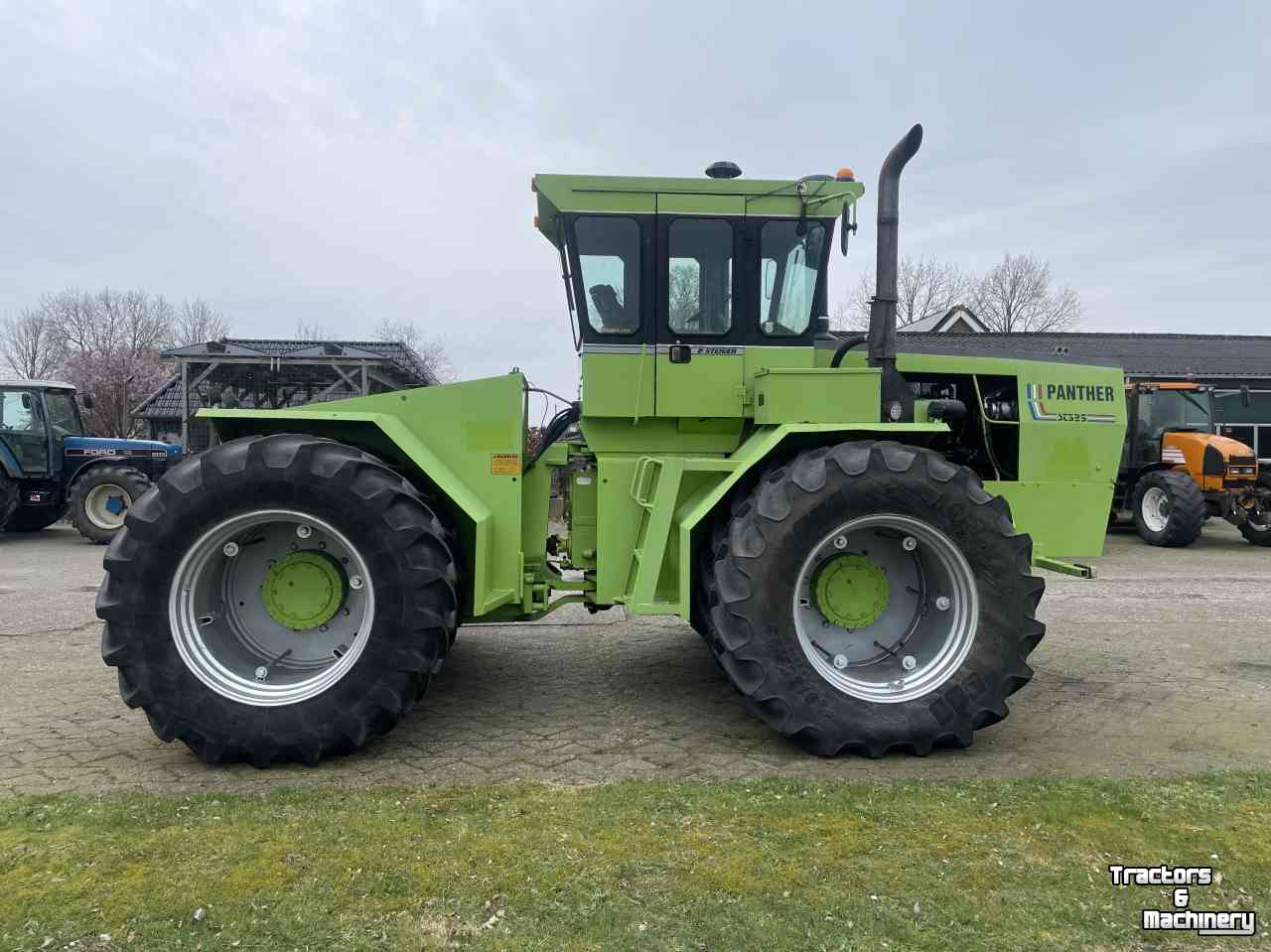 Tractor Steiger PANTHER III ST-325 CATERPILLAR 14.6 LTR.