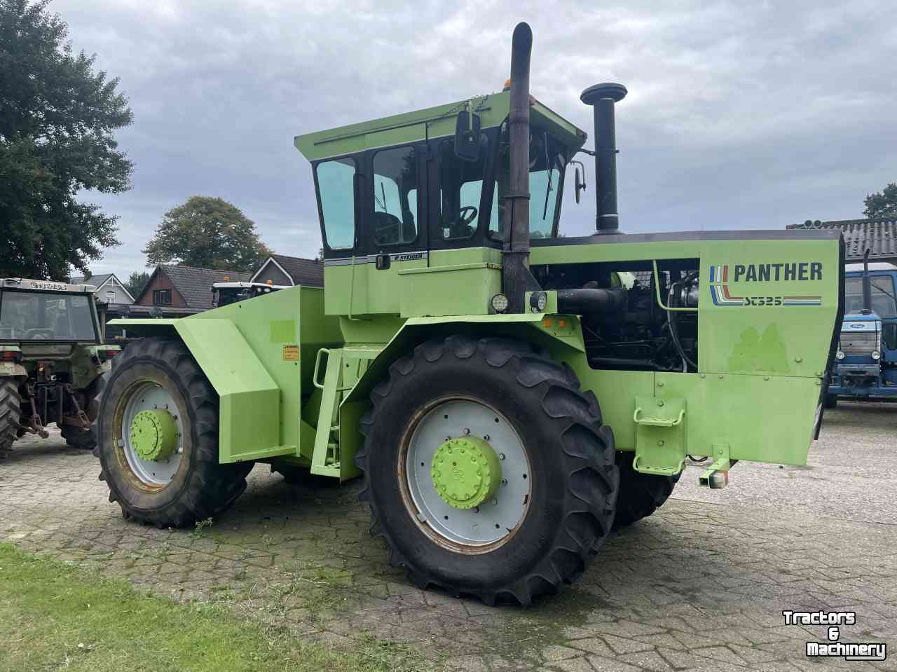 Tractor Steiger Panther III ST-325