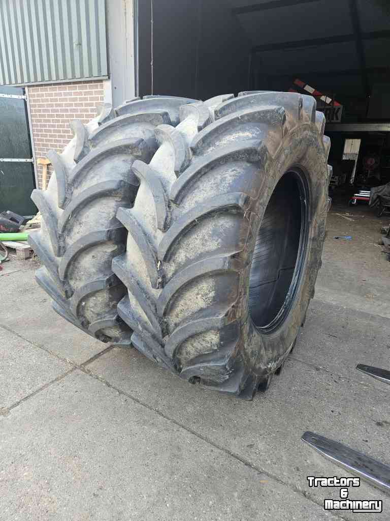 Wheels, Tyres, Rims & Dual spacers Vredestein 650/65R38 Traxion+ 50 mm profiel