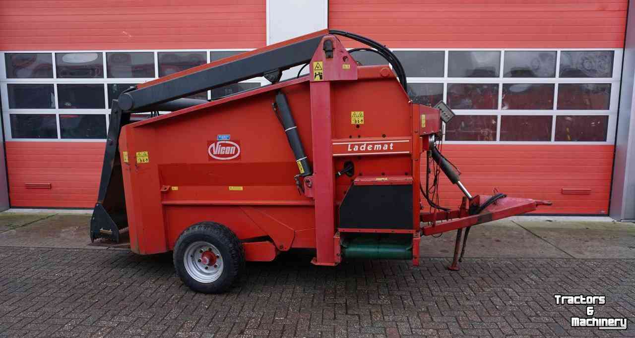 Silage grab-cutter wagon Vicon Lademat 5400