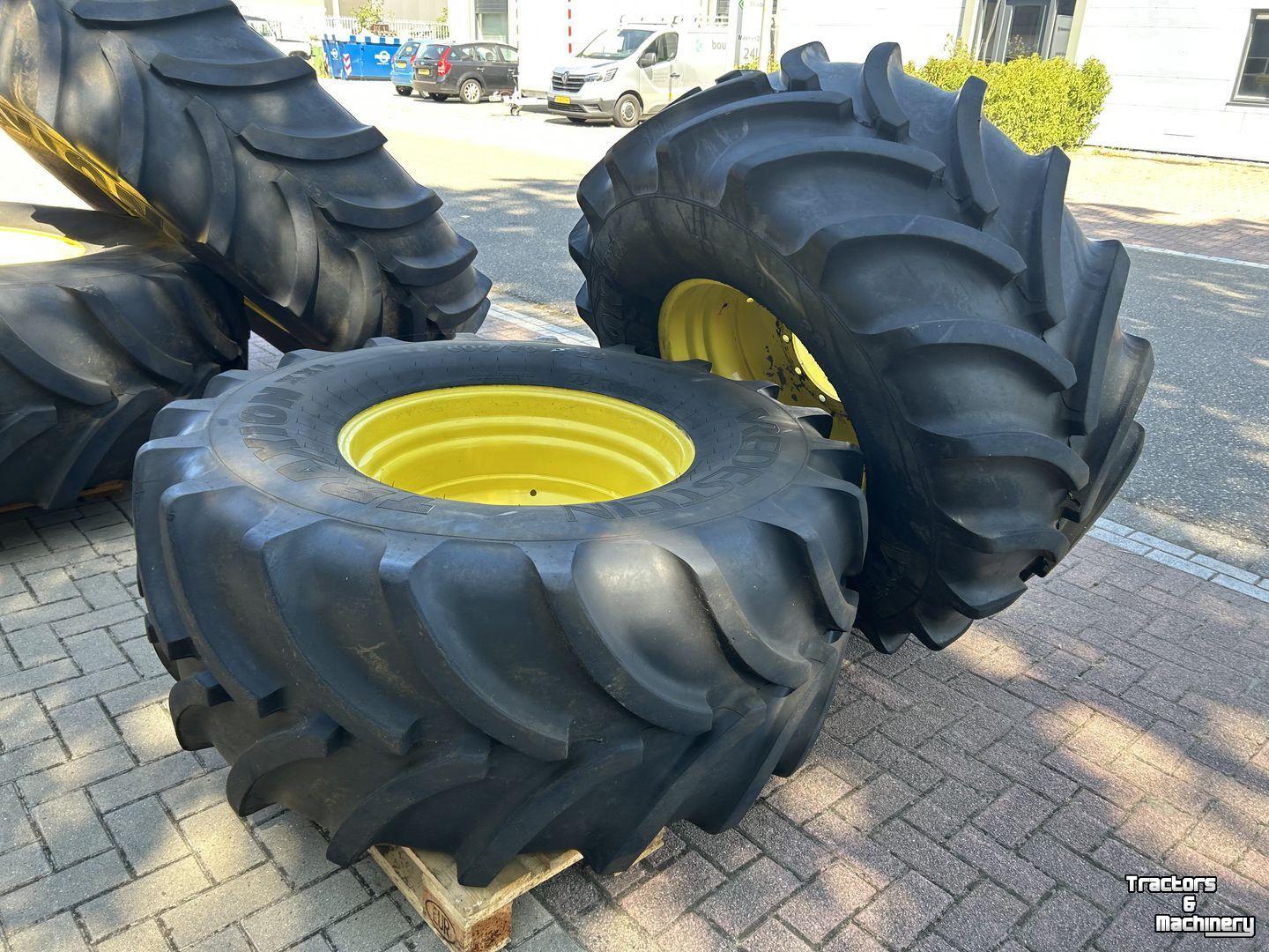 Wheels, Tyres, Rims & Dual spacers Vredestein Banden Vredestein