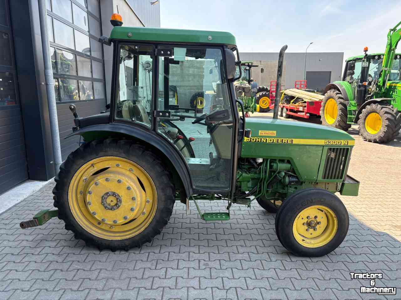 Tractor John Deere 5300N