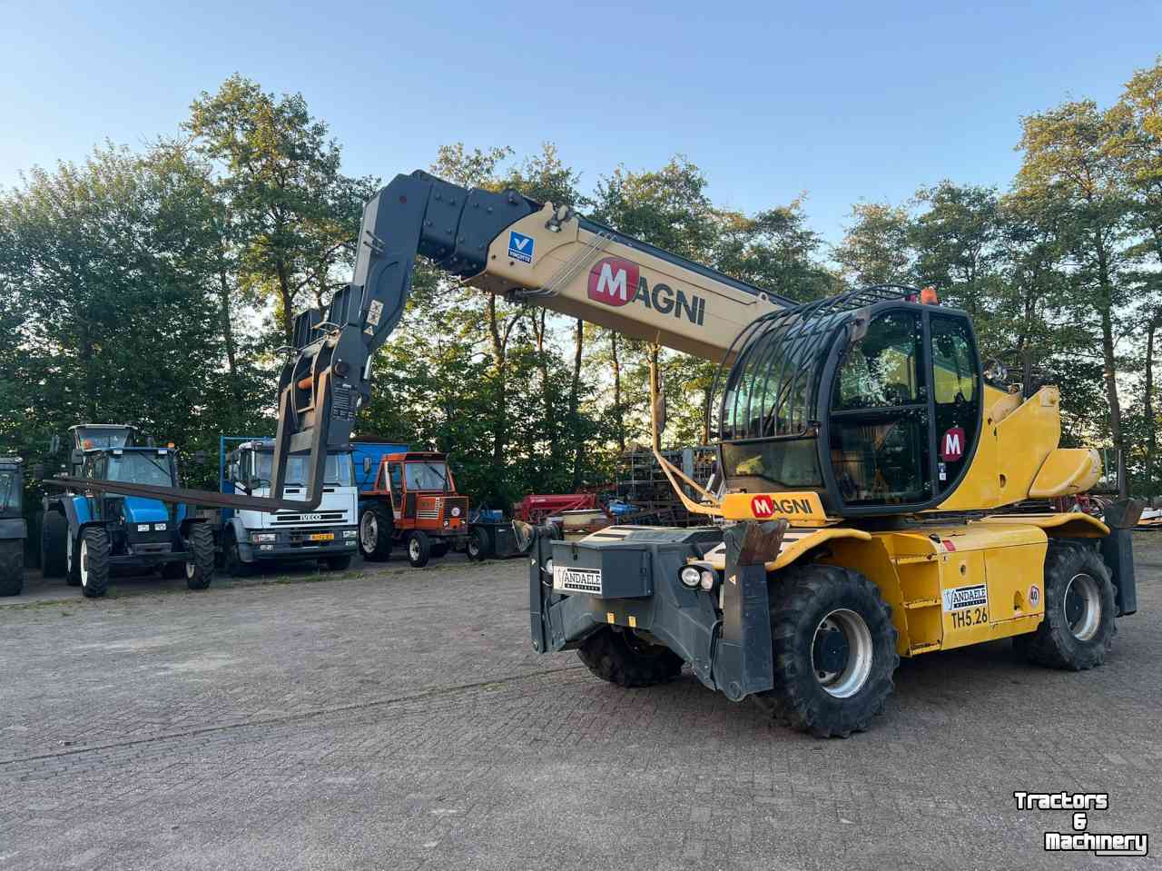 Telehandler Magni RTH 5,26 roterende verreiker telehandler telescoplader