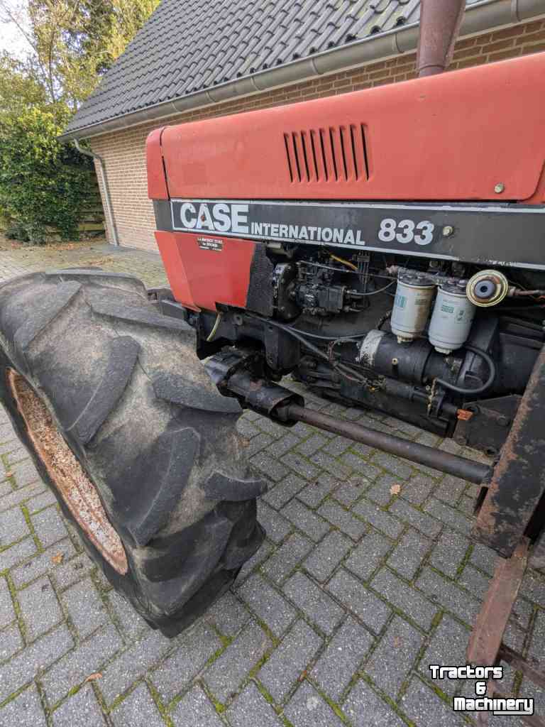 Tractor Case-IH 833