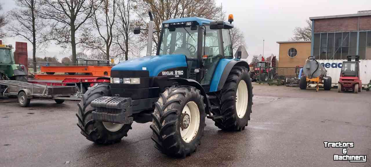 Tractors New Holland 8160