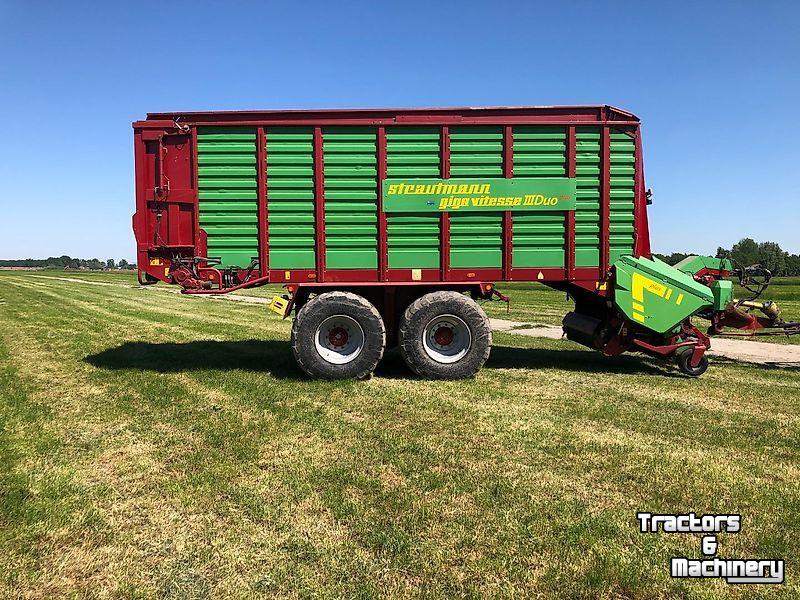Self-loading wagon Strautmann Strautmann - Giga Vitesse III Duo Plus