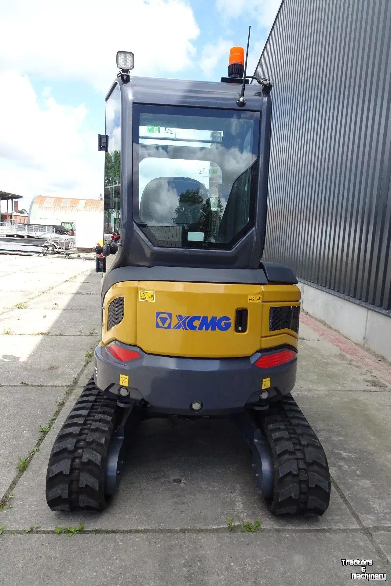 Excavator XCMG XE27E Midikraan