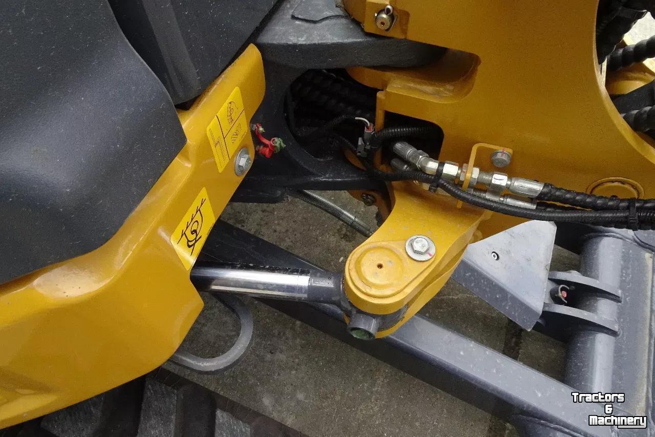 Excavator XCMG XE27E Midikraan