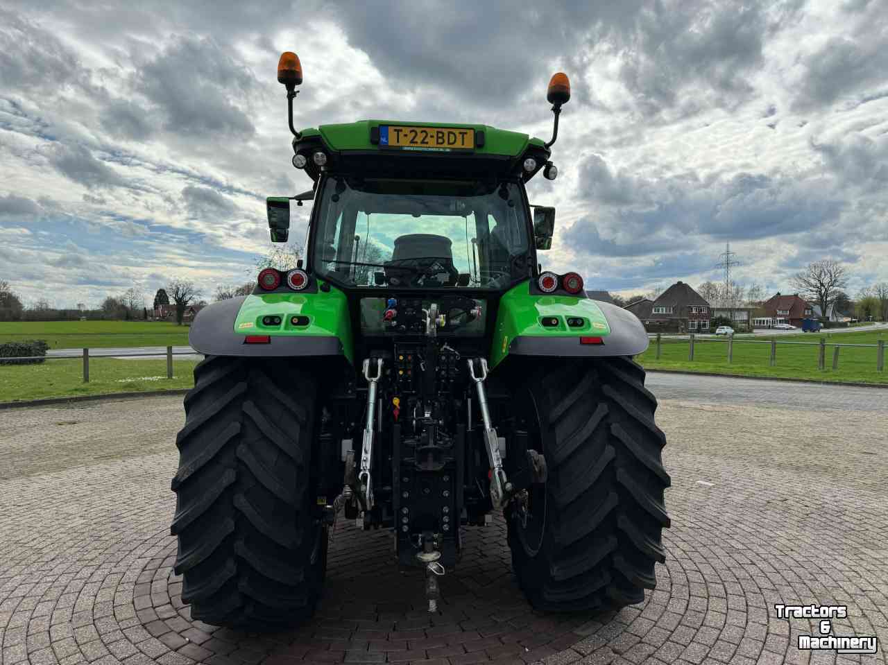 Tractors Deutz-Fahr 6120 fronthef/pto
