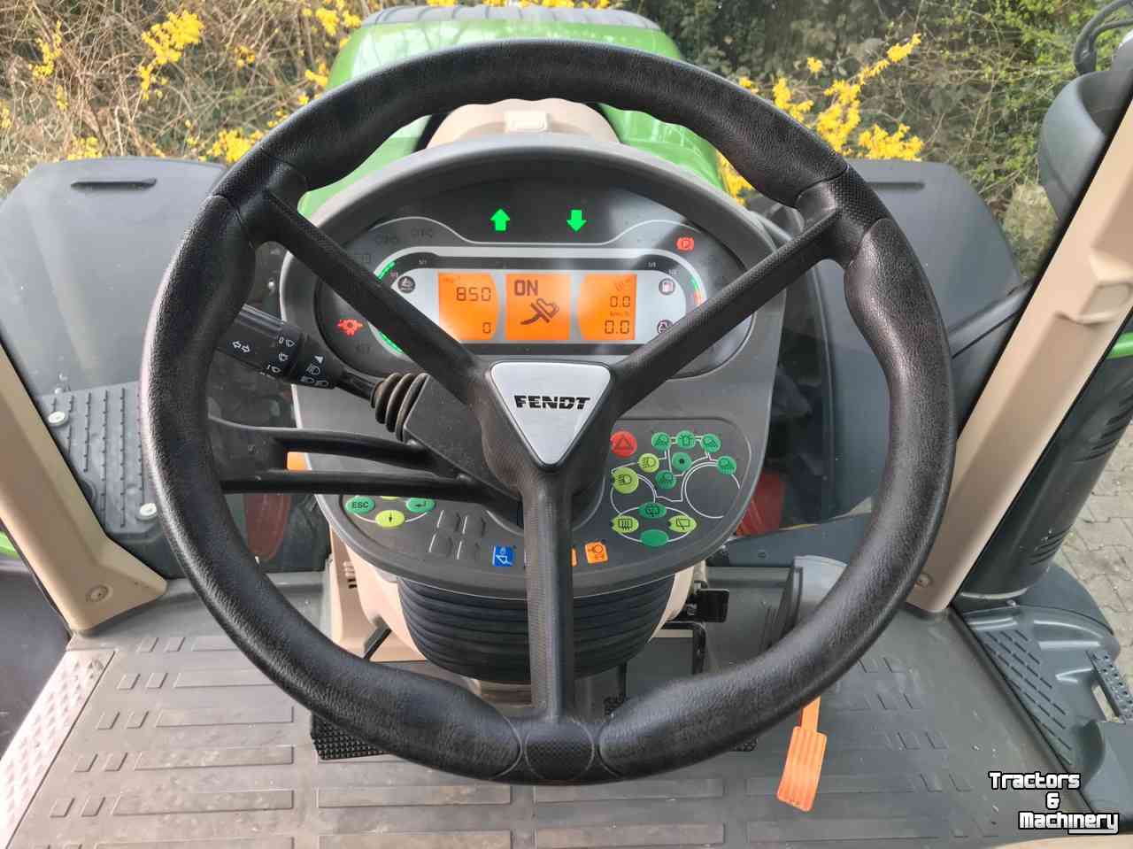 Tractor Fendt 514 Vario S4 ProfiPlus
