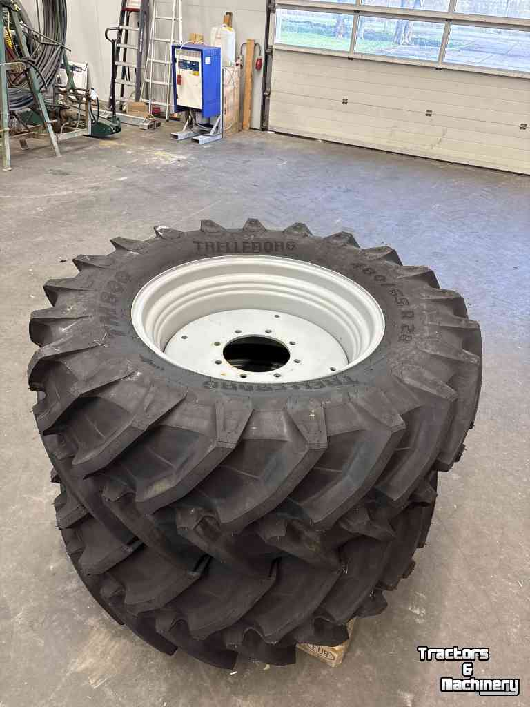 Wheels, Tyres, Rims & Dual spacers Trelleborg 480/65R28 Trelleborg TM 800