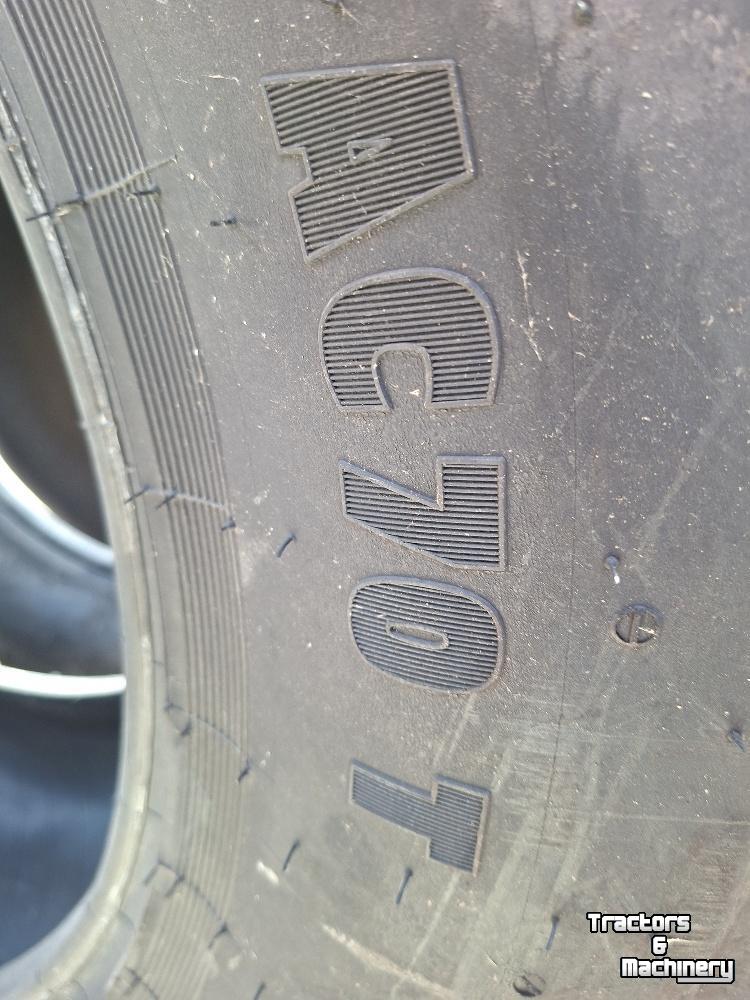 Wheels, Tyres, Rims & Dual spacers Mitas 420/70R28