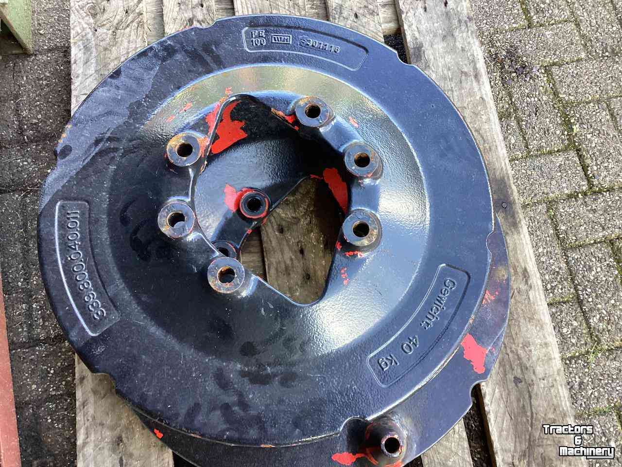 Wheelweights  Valtra/Fendt wielgewichten / wielplaten