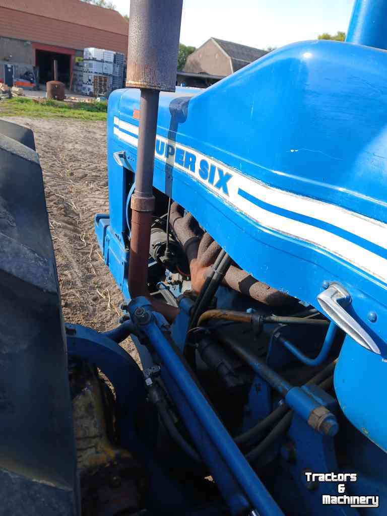 Tractor  1124