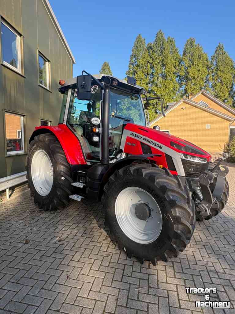 Tractor Massey Ferguson 5S.125 Eff DYNA VT