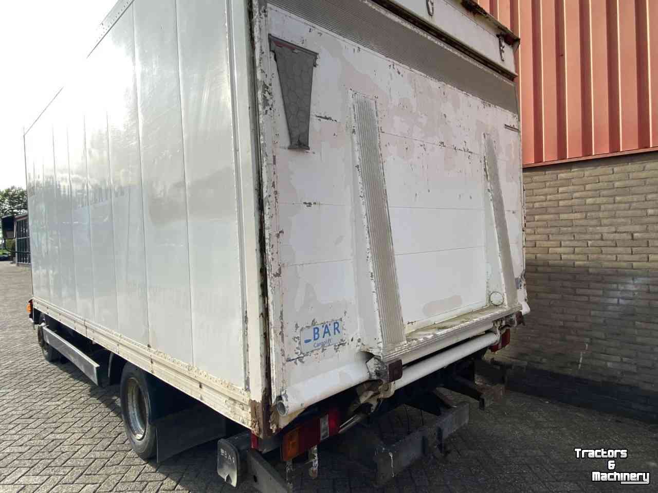 Truck MAN L2000, vrachtwagen