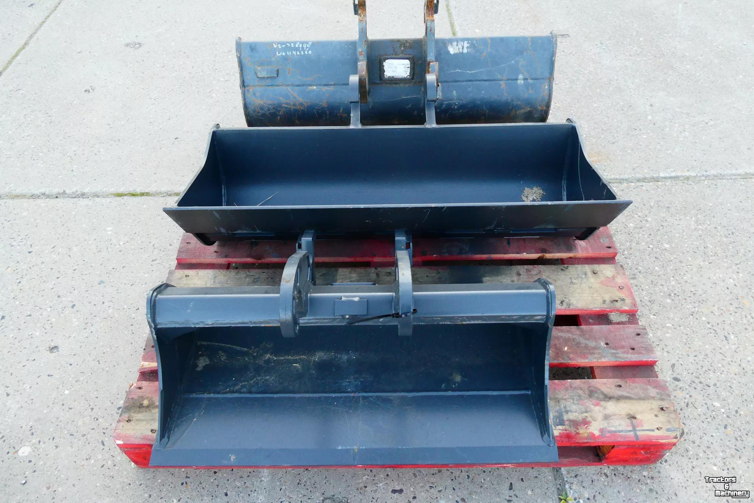Excavator buckets GP Opschoonbak slotenbak
