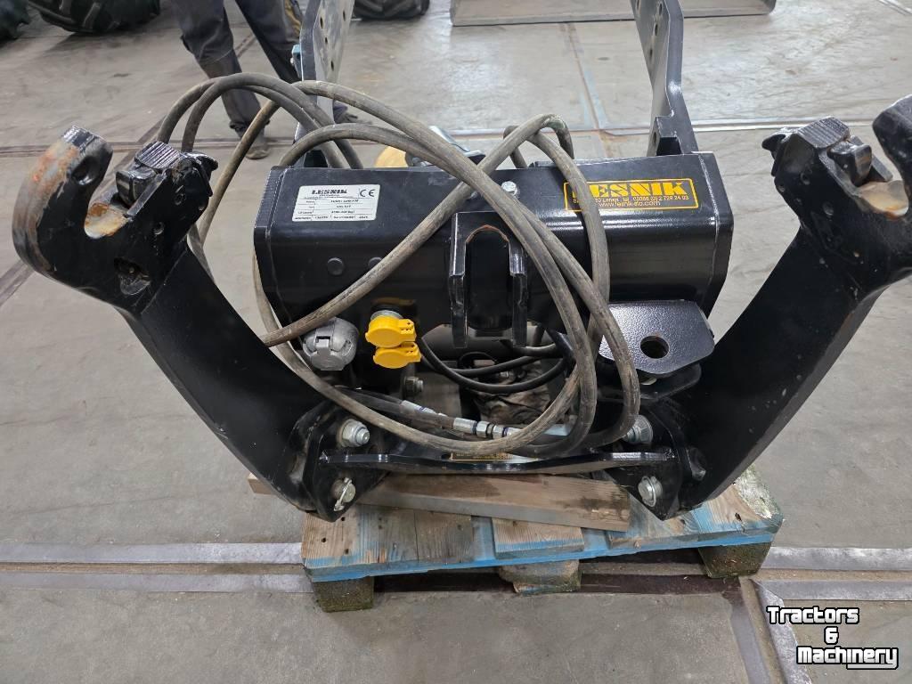 Front-hitch & Pto  front linkaol SHL S35