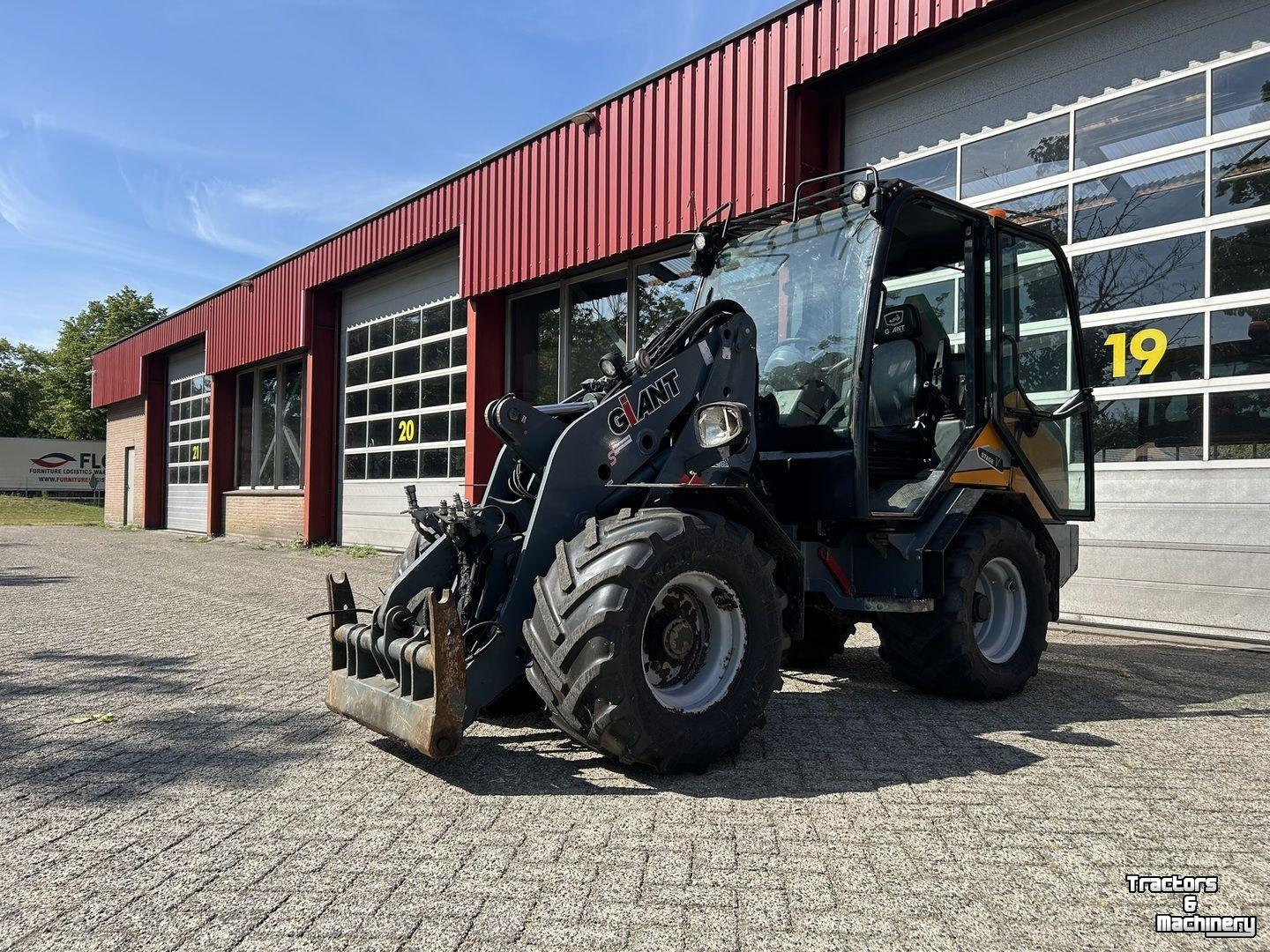 Wheelloader Giant G3500