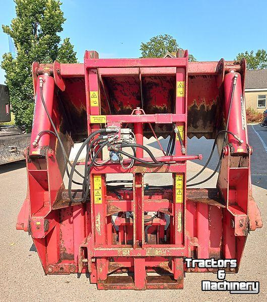Silage block-cutter  BvL - Kuilhapper 1.80 met hefmast