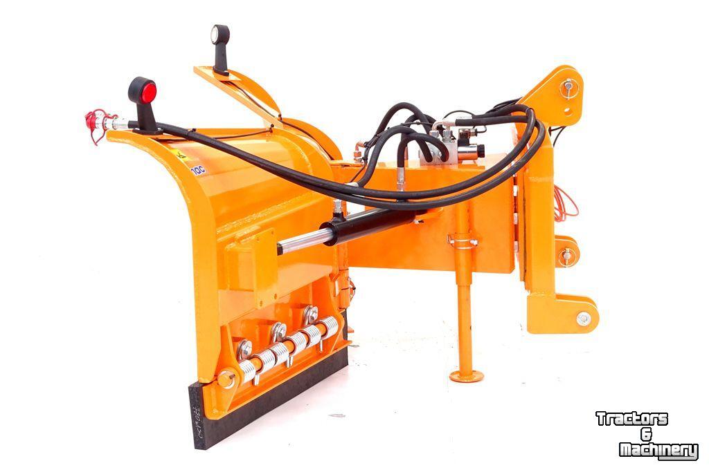 Snow Removal Equipment Qmac SNEEUWPLOEG VARIO 1.50 CAT1+LED