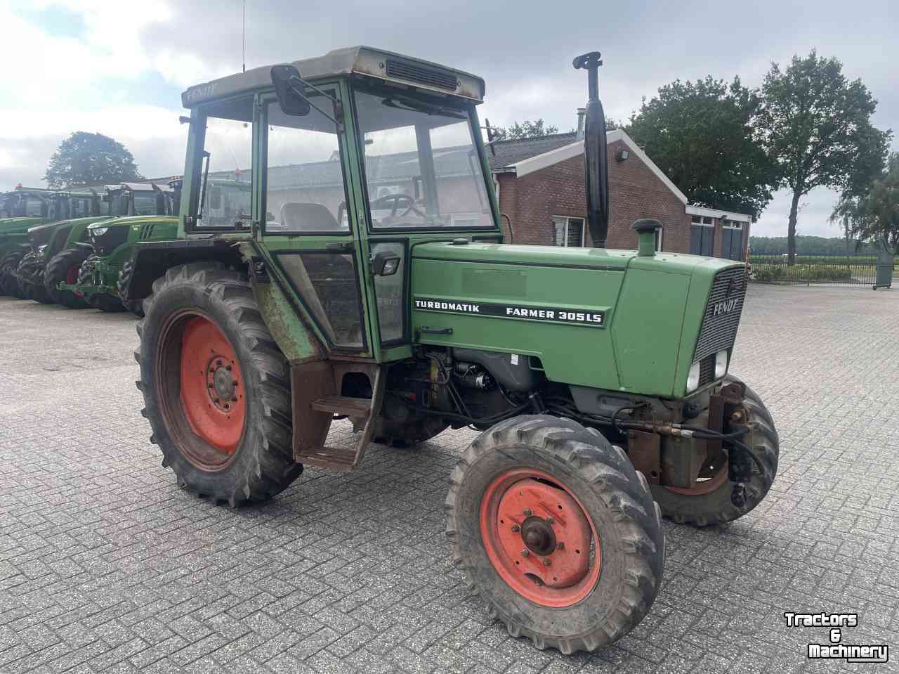 Tractor Fendt Farmer 305 LS 40km geremde vooras