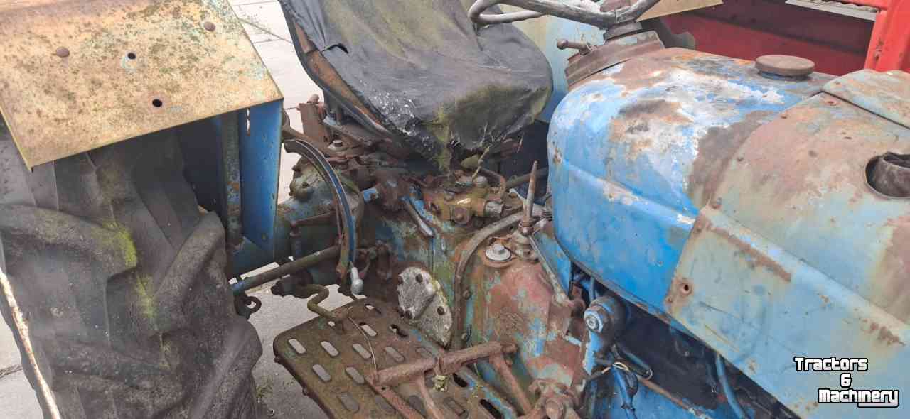 Tractor Ford Dexta