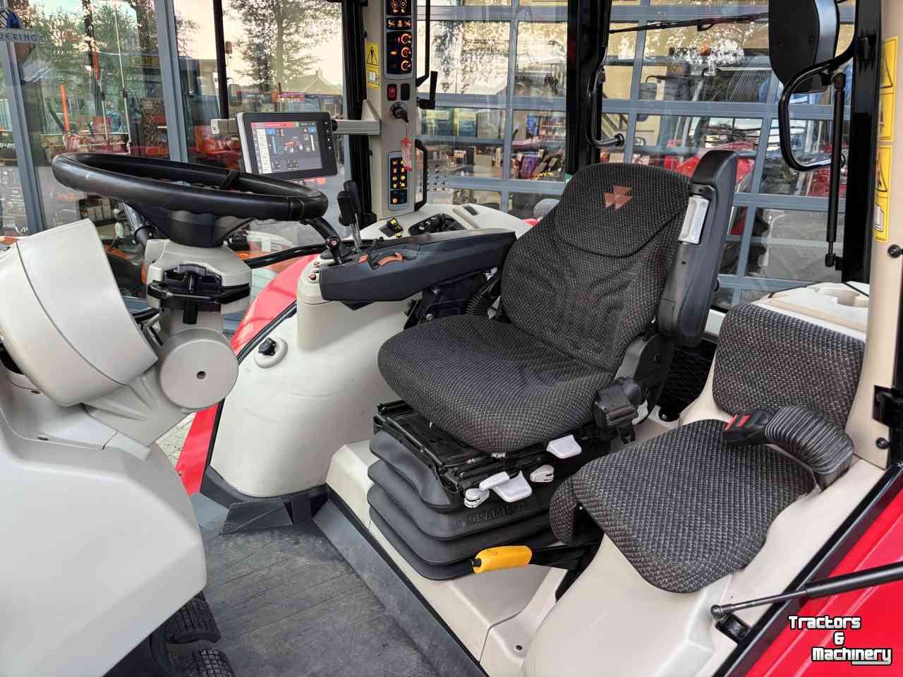 Tractor Massey Ferguson 7718S Efficiënt Dyna- VT