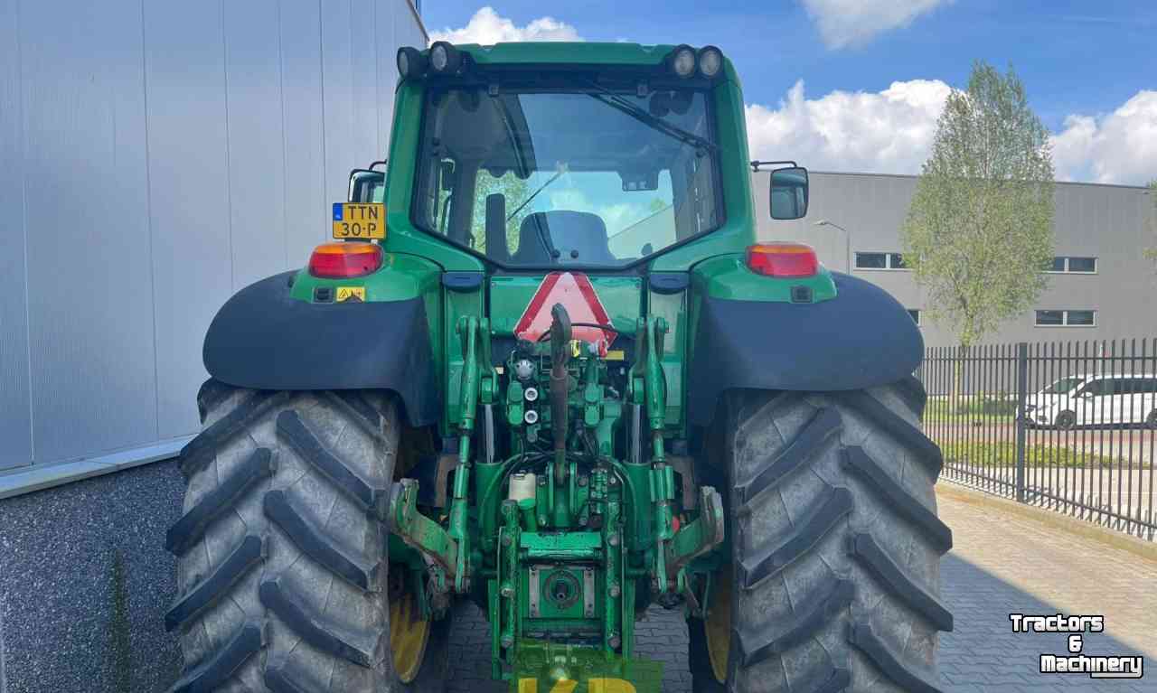 Tractors John Deere 6920 Tractor