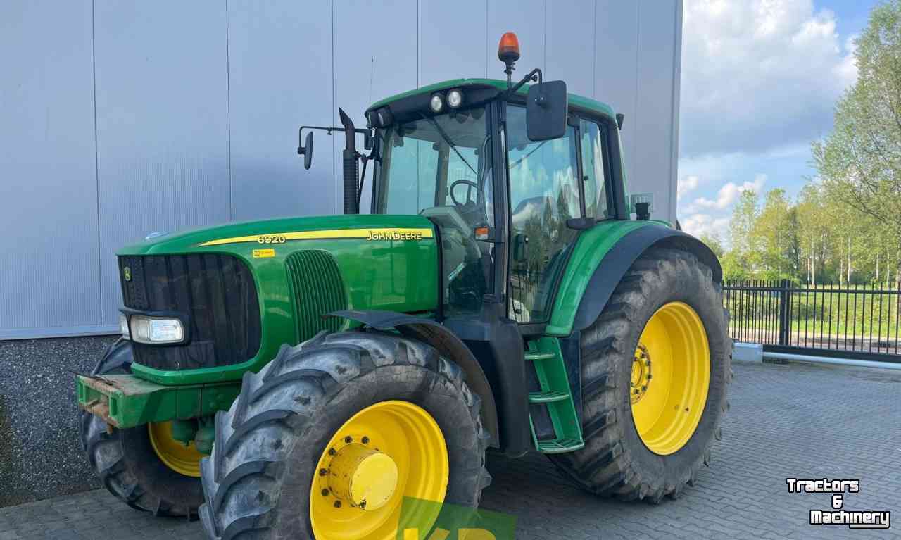 Tractors John Deere 6920 Tractor