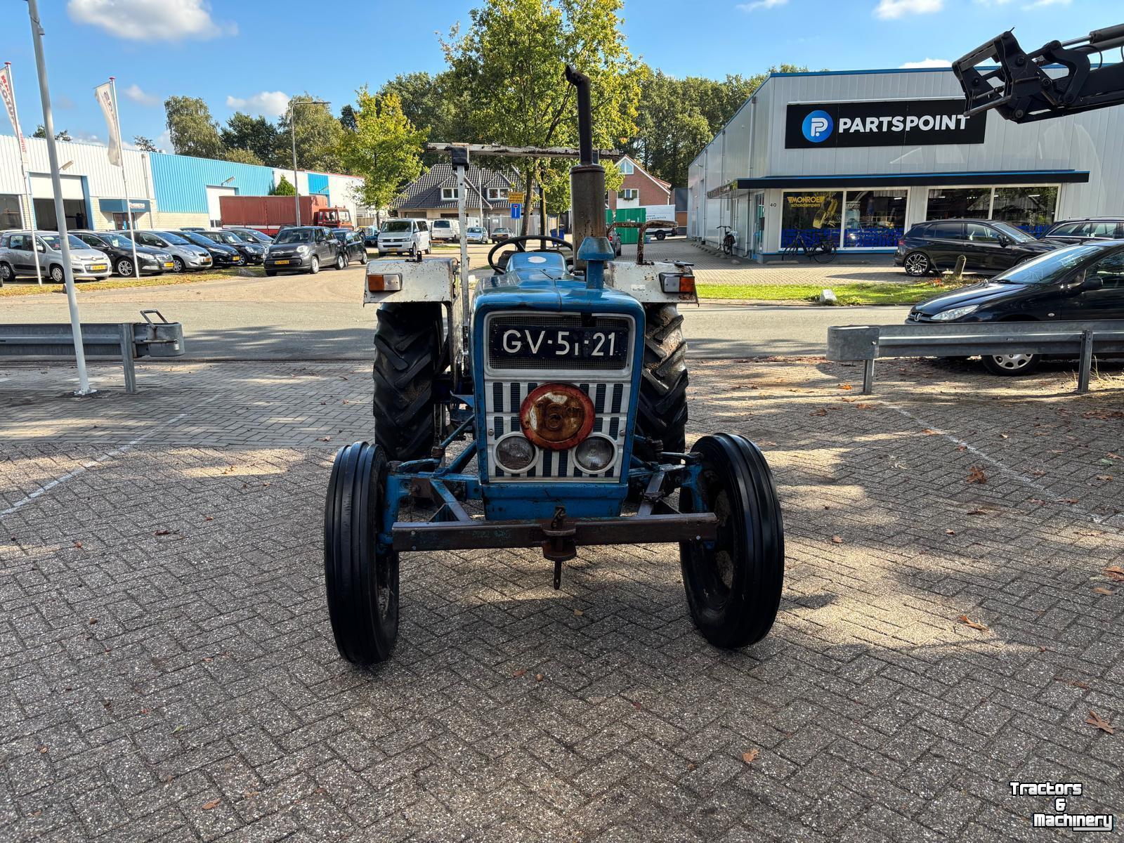 Tractor Ford 3000