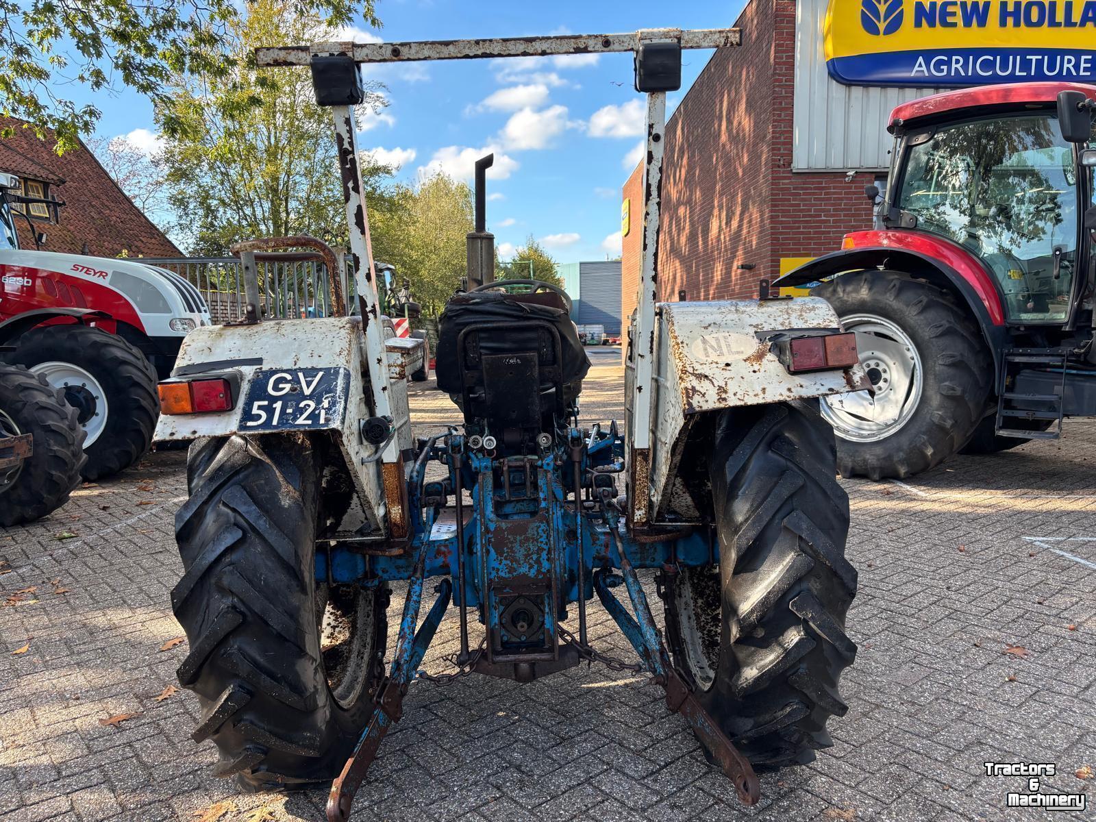 Tractor Ford 3000