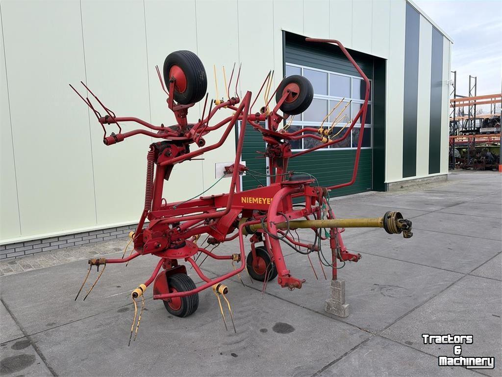 Tedder Niemeyer HR 521-DH 4 schudder