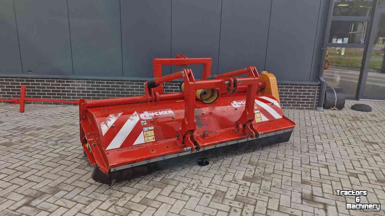 Flail mower Ducker UM 27