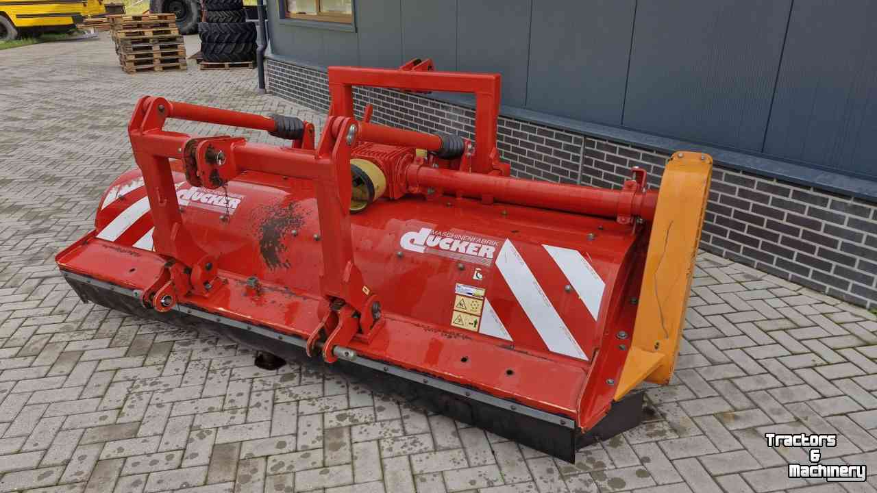 Flail mower Ducker UM 27