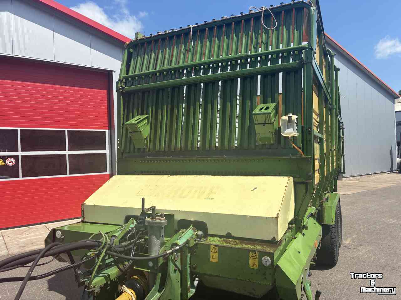 Self-loading wagon Krone Titan R/48 GL  Mooi voor stalvoeren