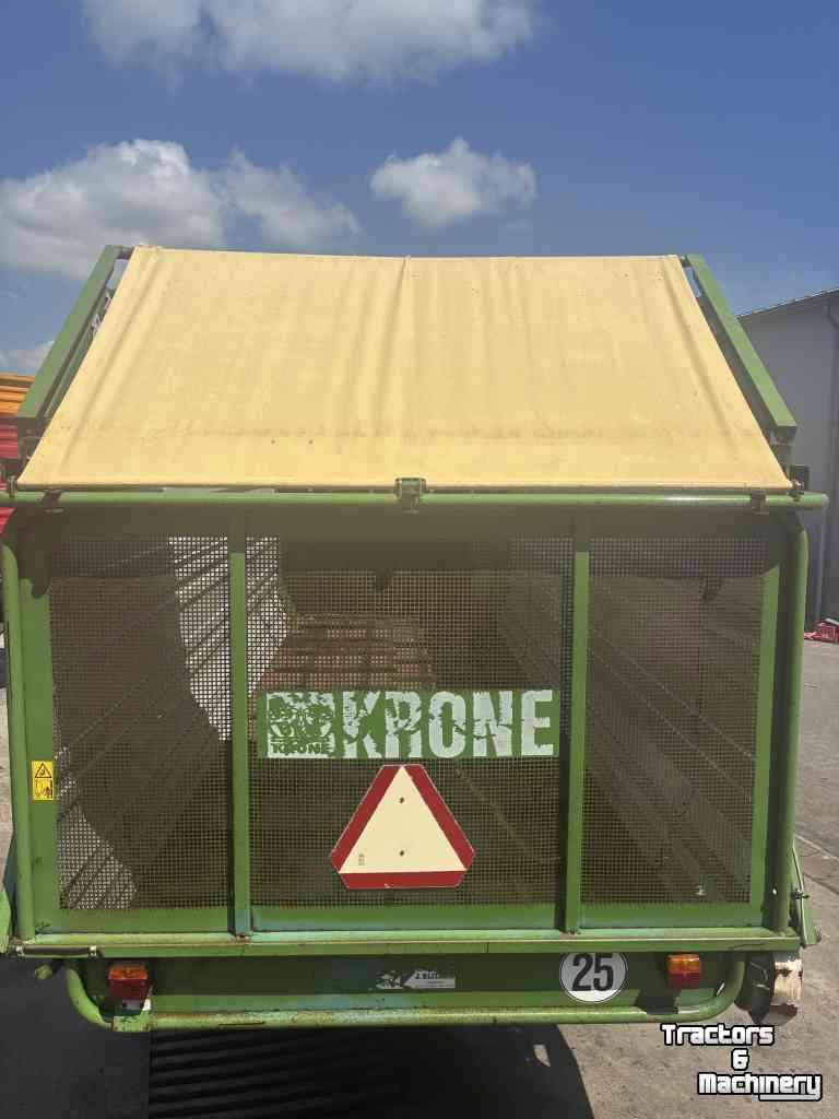 Self-loading wagon Krone Titan R/48 GL  Mooi voor stalvoeren