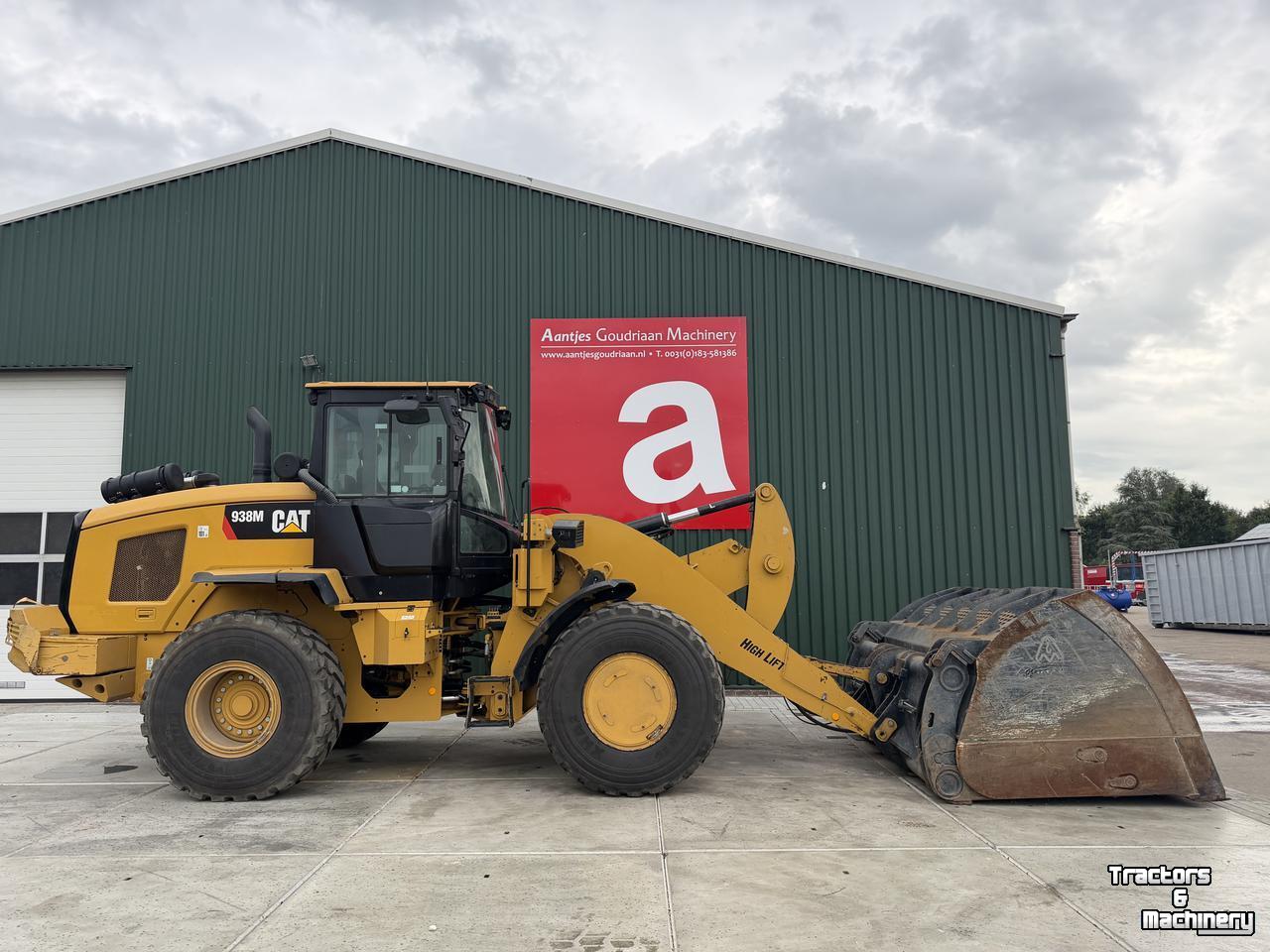 Wheelloader Caterpillar Shovel 938M