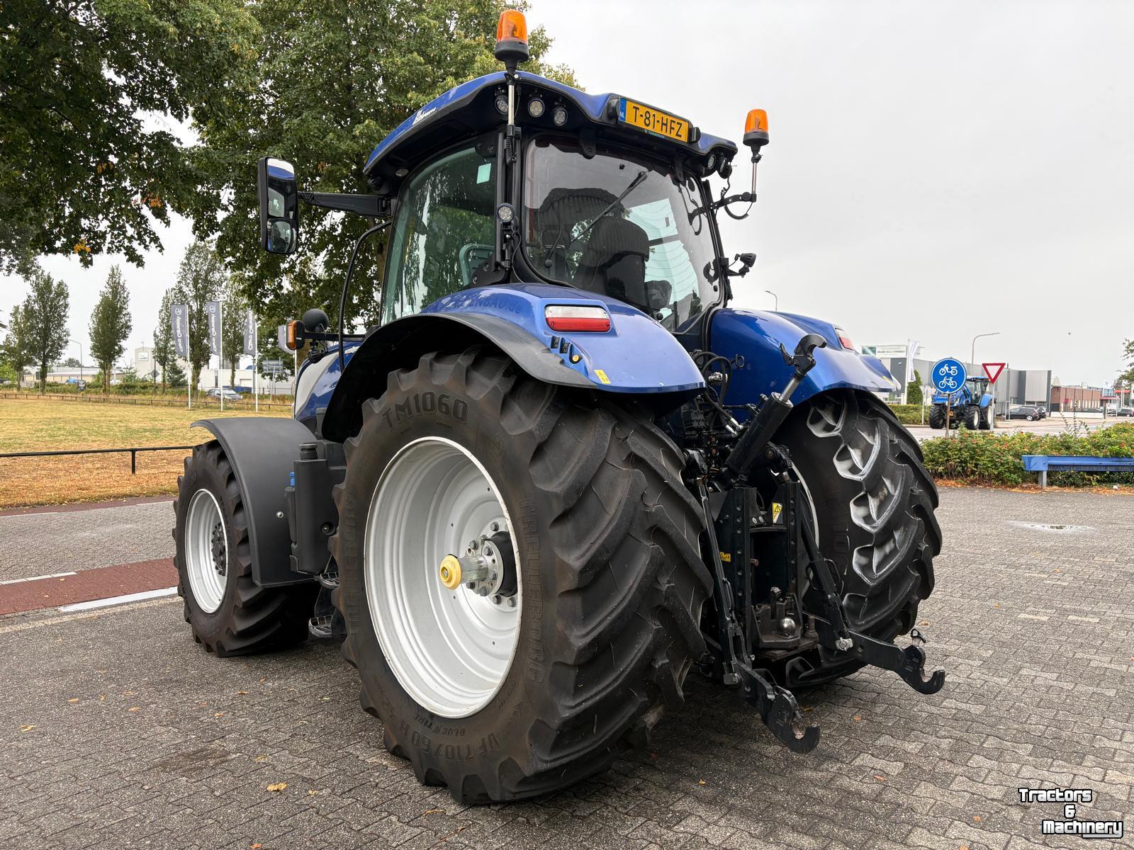 Tractor New Holland Blue Power